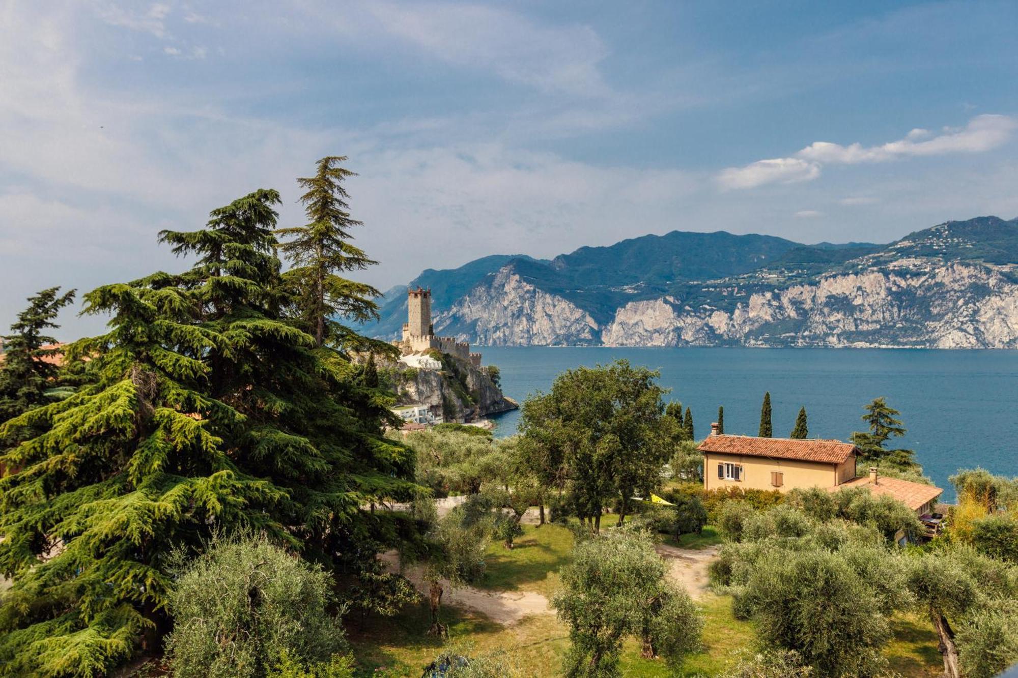 Hotel Meridiana Malcesine Bagian luar foto