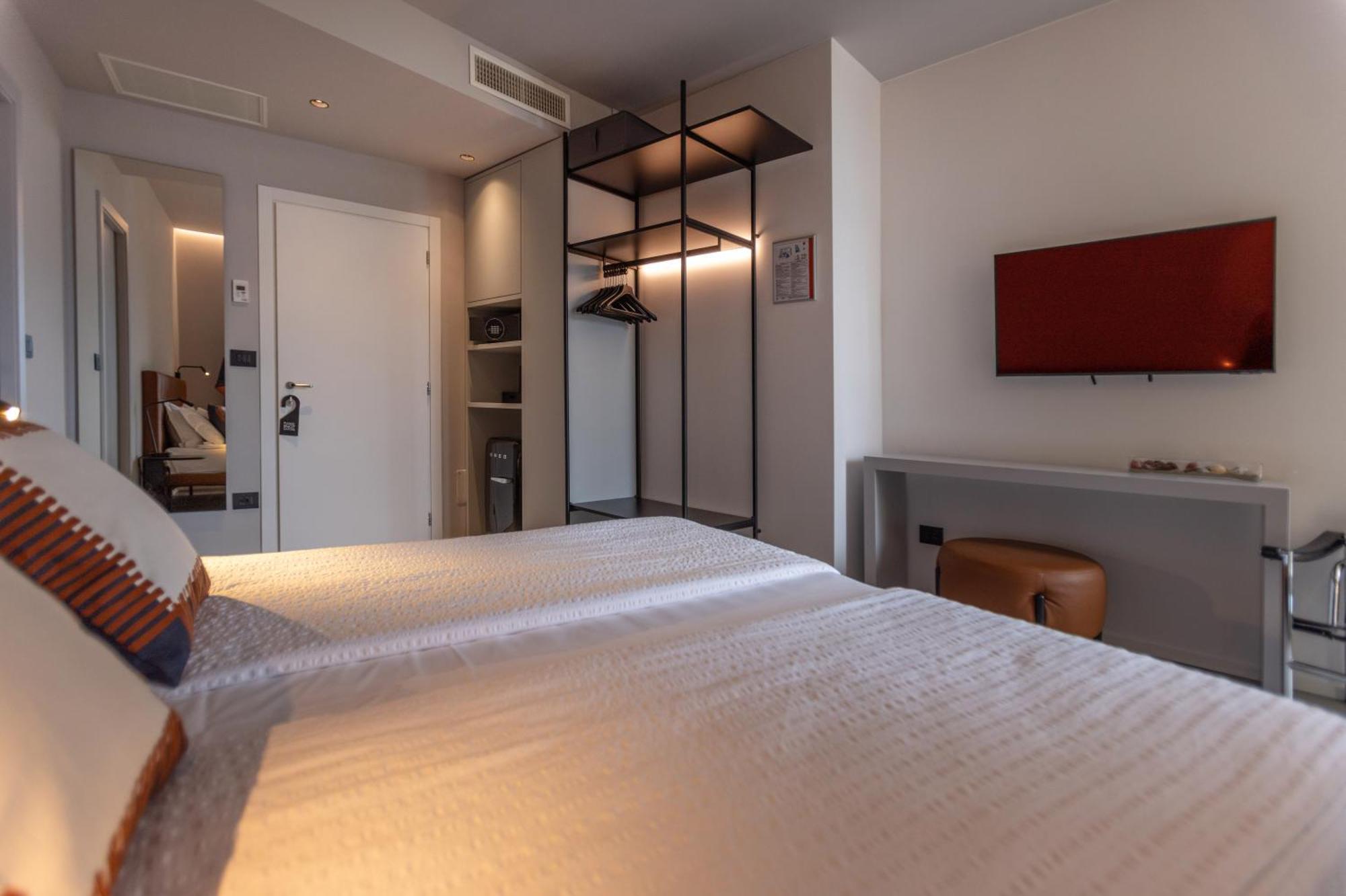 Hotel Meridiana Malcesine Bagian luar foto